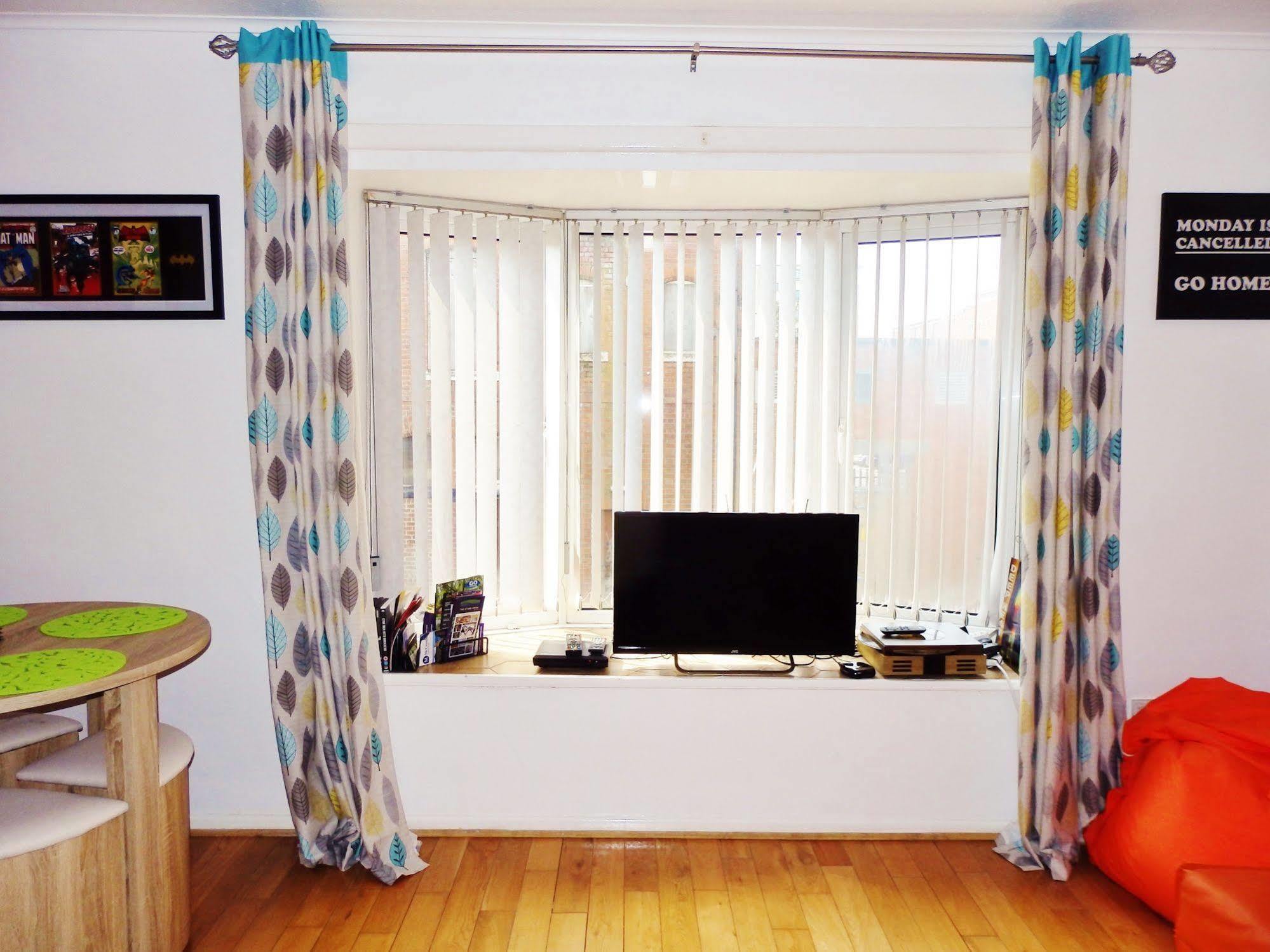 Very Central Location- Free Parking - 2 Bedrooms Belfast Exterior photo