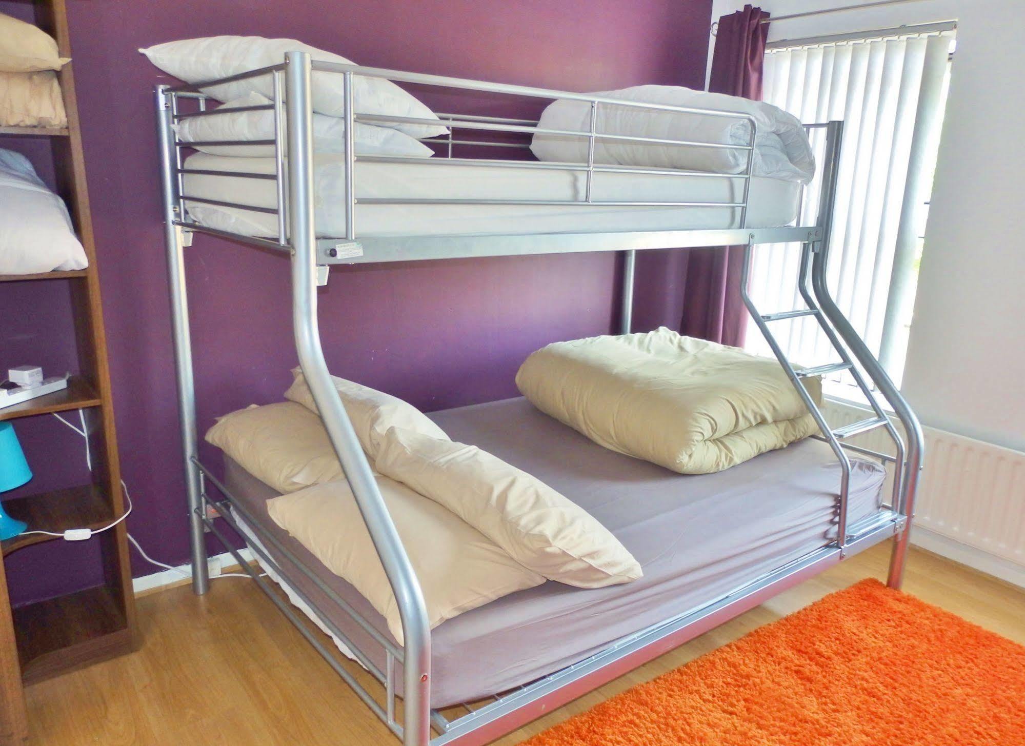 Very Central Location- Free Parking - 2 Bedrooms Belfast Exterior photo