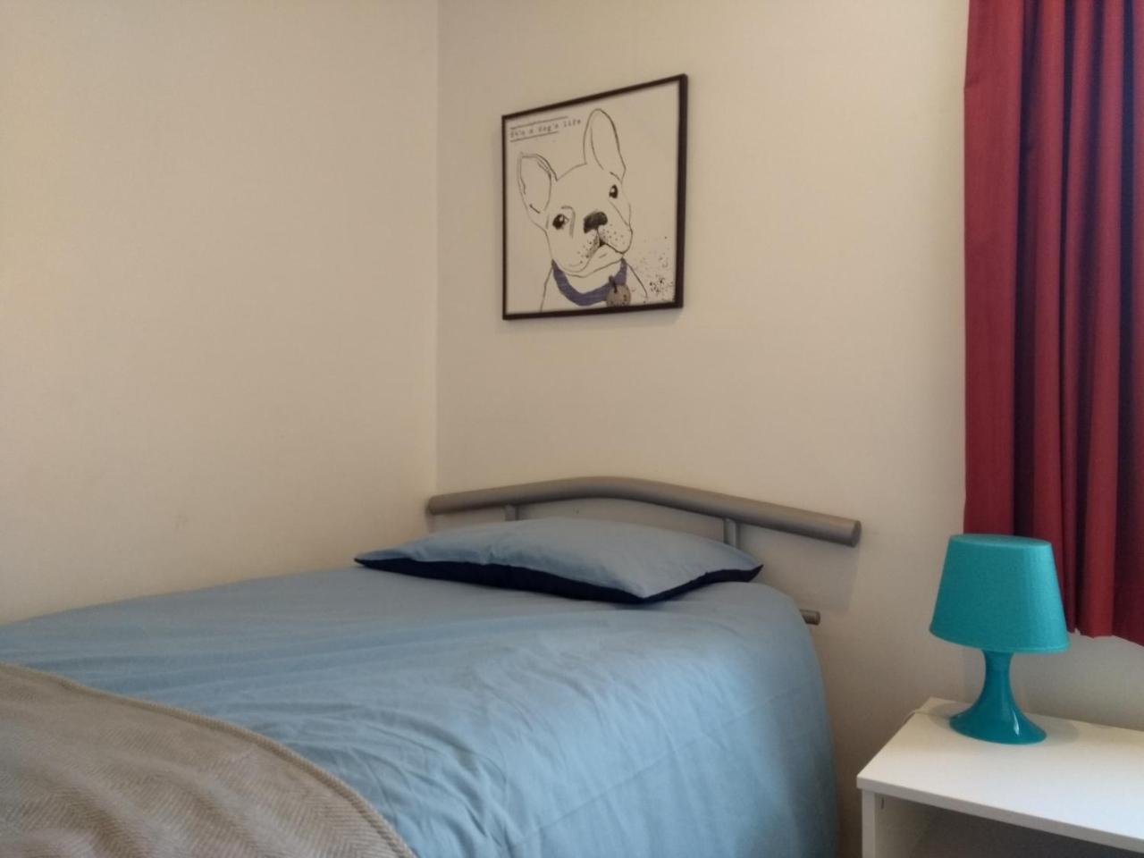 Very Central Location- Free Parking - 2 Bedrooms Belfast Exterior photo